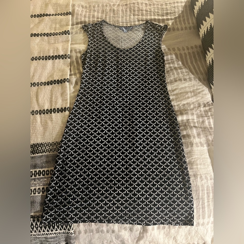 Classic navy T-Shirt dress from Charleston boutique. Size M. Super comfy & chic